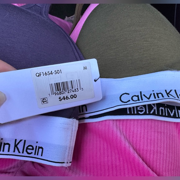 Calvin Klein Medium push-up bralette NWT - Picture 6 of 7